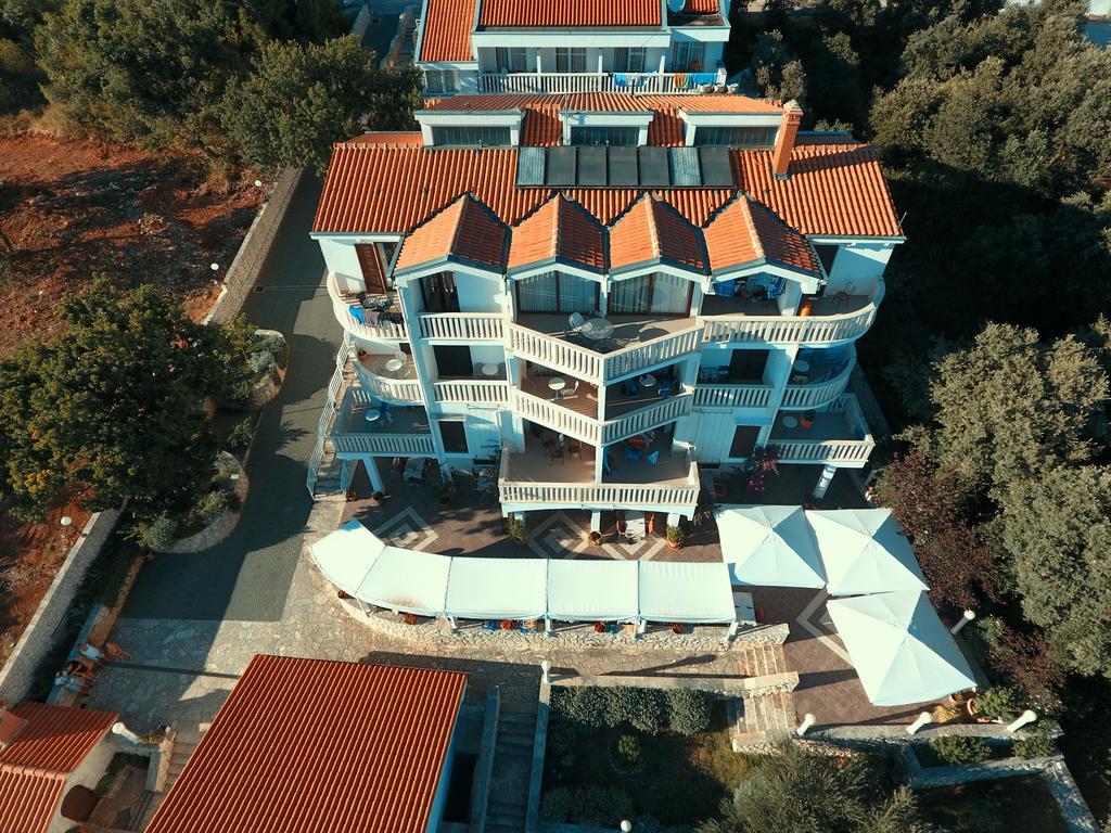 פוסדריה Hotel Lucija מראה חיצוני תמונה